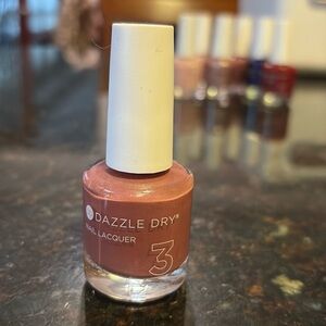 Dazzle Dry nail polish - Daydreaming